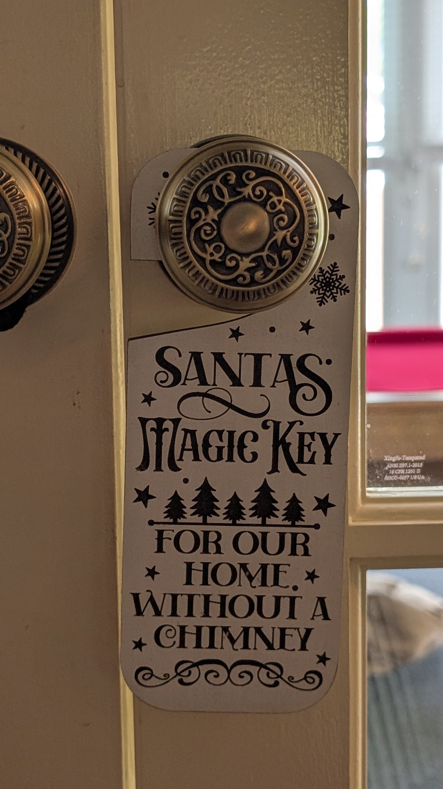 Santa's Magic Key Door Hanger