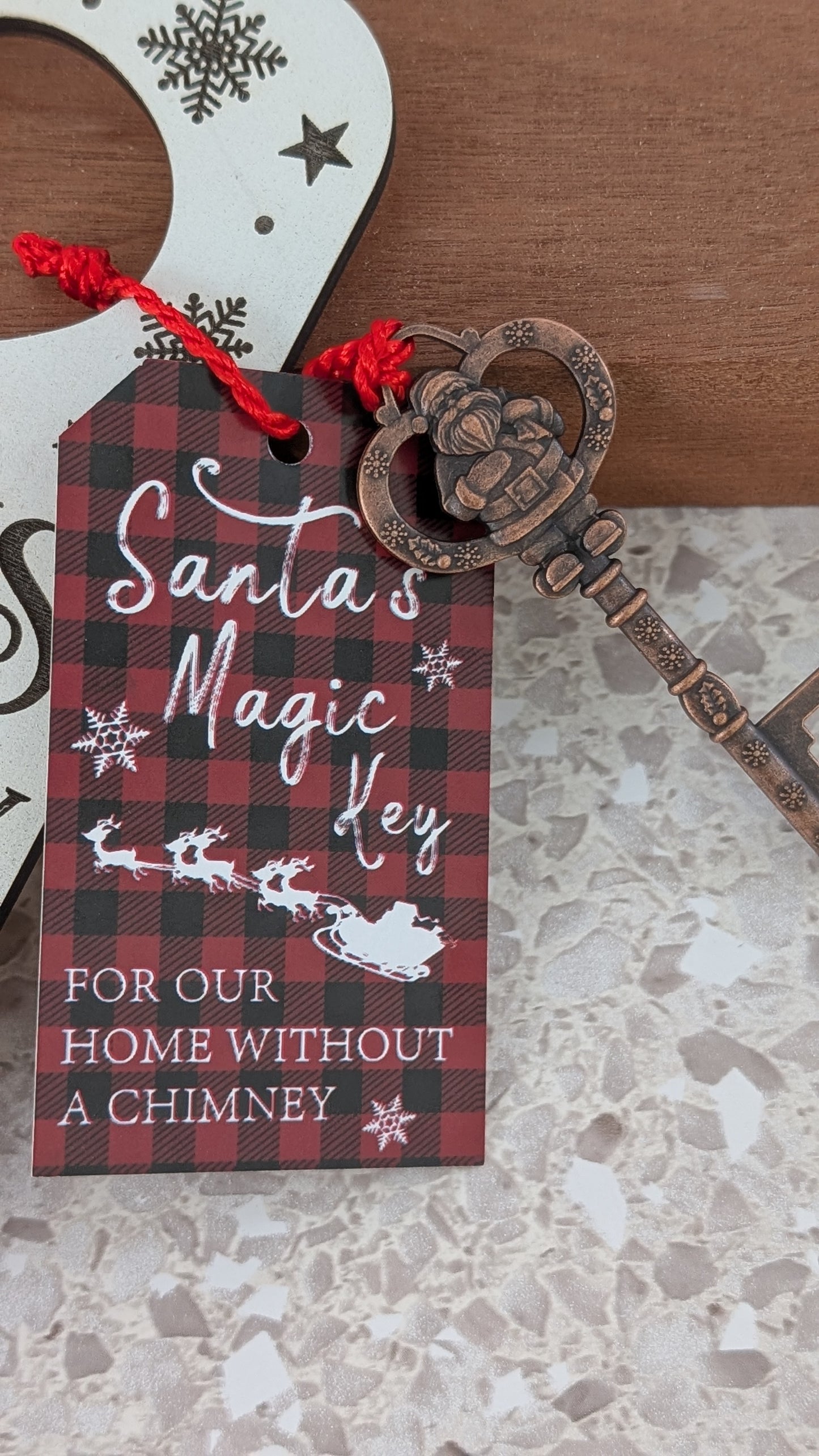 Santa's Magic Key Door Hanger